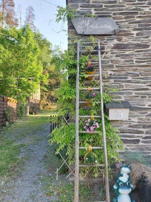 הוילה אלה L'Ardoisiere: Jolie Maison Ardennaise. מראה חיצוני תמונה